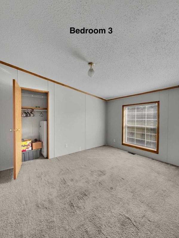 1994 Friendship Manufactured Home