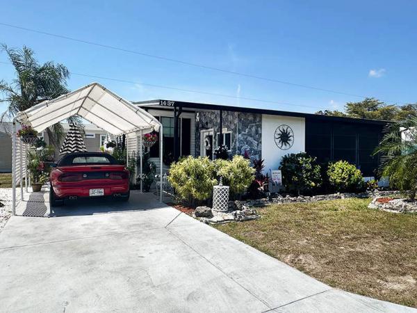 1986 Park Manufactured Home