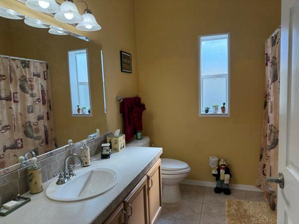 2005 Palm Bay 2562-CT Mobile Home