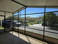 1987 BROO Manufactured Home