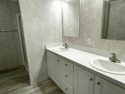 Photo 5 of 21 of home located at 144 Brenta Court Lynwood, IL 60411