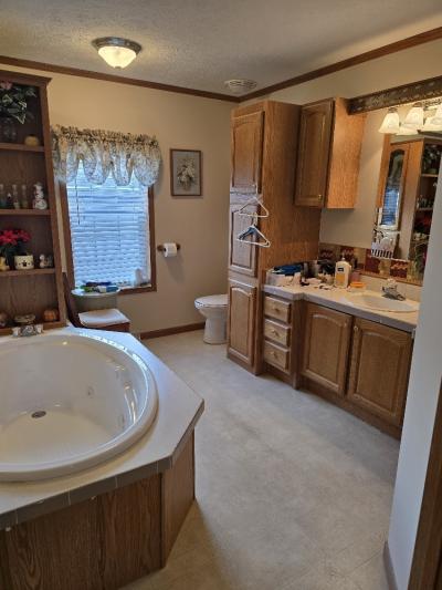 Photo 3 of 16 of home located at 1135 Long Oak Rd. Manteno, IL 60950