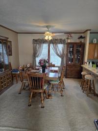 2005 Liberty O136326XUAC Mobile Home