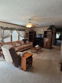 2005 Liberty O136326XUAC Mobile Home