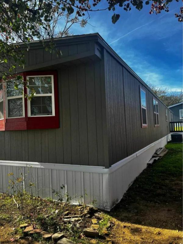 1985 WOODLAKE Mobile Home
