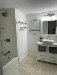 1985 WOODLAKE Mobile Home