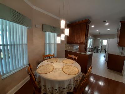 Photo 3 of 24 of home located at 3926 Arrowwood Dr Zephyrhills, FL 33541