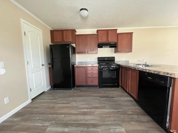 2023 Clayton 81SUN16663AH11  Home