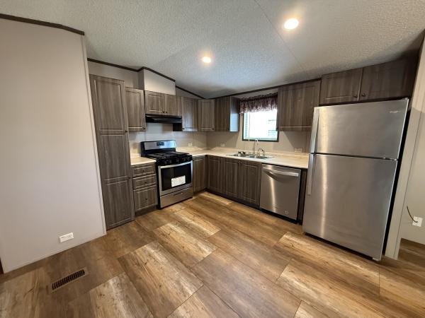2022 S166432C  Home