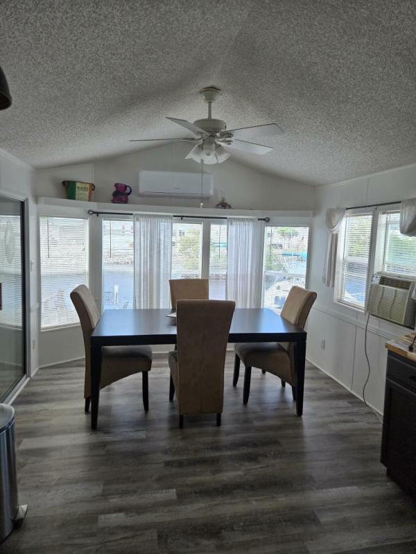 1996 Summerset  Home