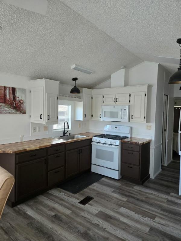 1996 Summerset  Home