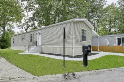 Photo 6 of 14 of home located at 315 Ashwood Avenue Elyria, OH 44035