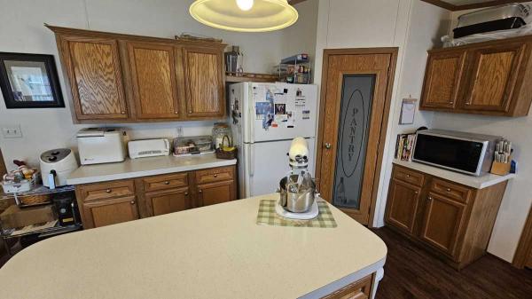 2005 Schult Manufactured Home