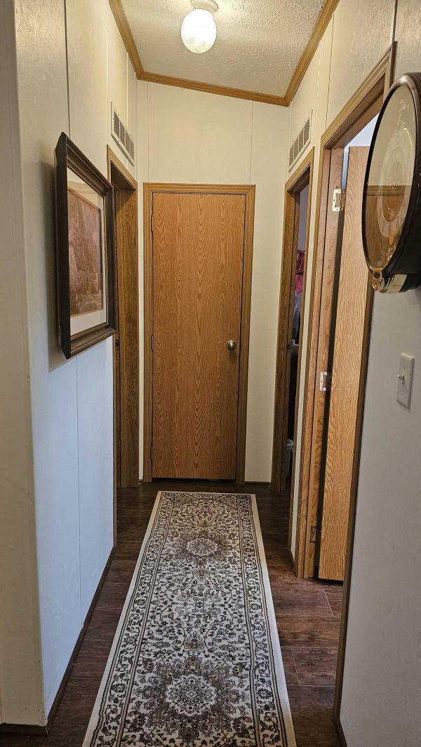 2005 Schult Manufactured Home