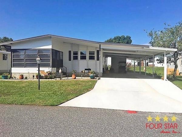 Photo 1 of 2 of home located at 68 Buccaneer Dr Leesburg, FL 34788
