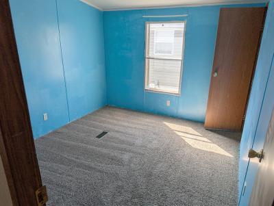 Photo 4 of 6 of home located at 1002 Shawna Ave Auburn, IN 46706