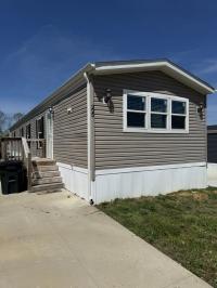 2023 Clayton 22LF16763SH23 22L Mobile Home