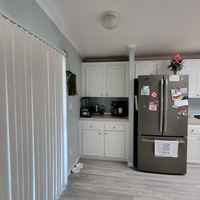 Photo 5 of 10 of home located at 516 Town & Country Blvd Sebring, FL 33870