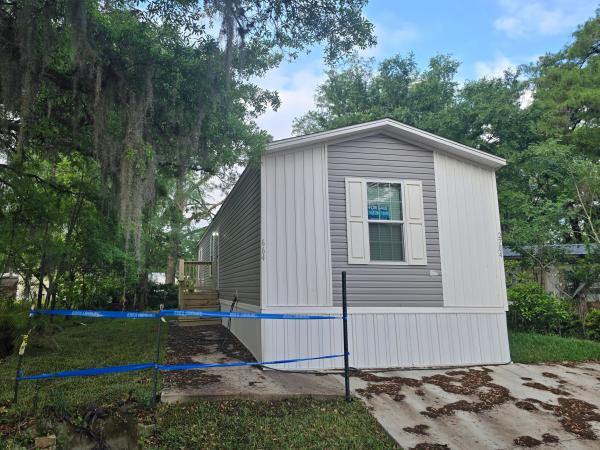 2025 Champion Home Builders, Inc. mobile Home