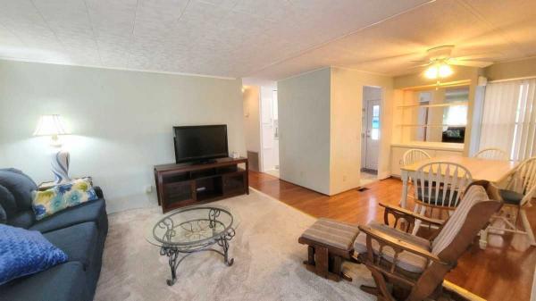 1977 BARR Manufactured Home