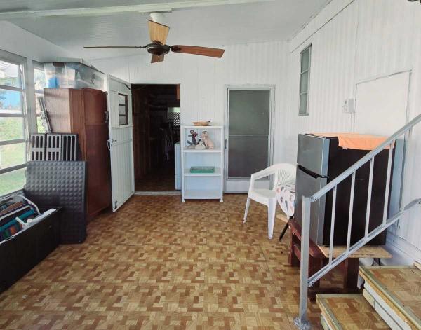 1977 Big, Beautiful Updated 2/2 pet friendly  Call Amanda today 941.706.6344  Mobile Home