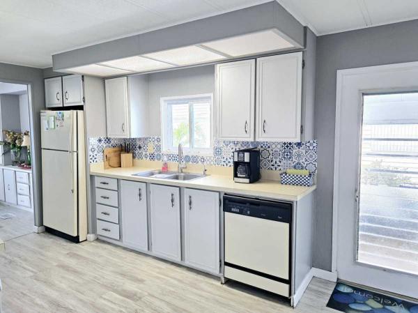 1977 Big, Beautiful Updated 2/2 pet friendly  Call Amanda today 941.706.6344  Mobile Home