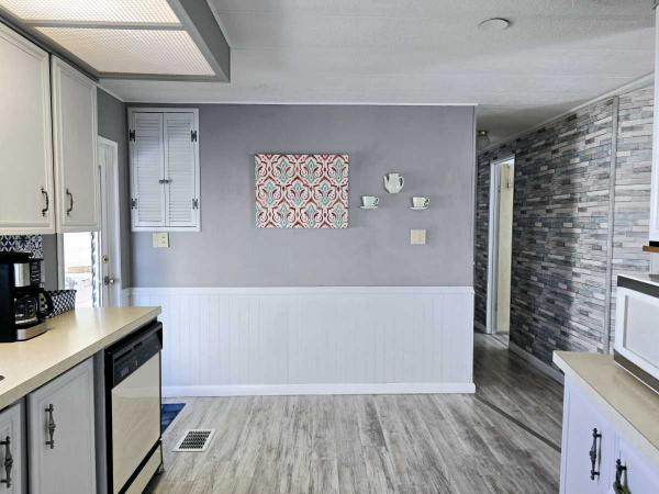 1977 Big, Beautiful Updated 2/2 pet friendly  Call Amanda today 941.706.6344  Mobile Home