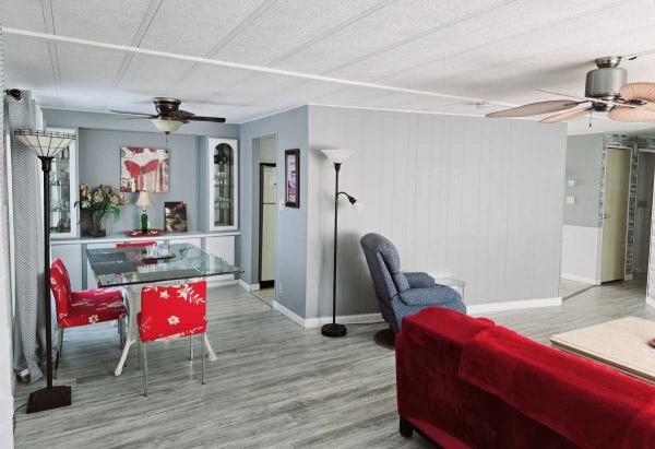 1977 Big, Beautiful Updated 2/2 pet friendly  Call Amanda today 941.706.6344  Mobile Home