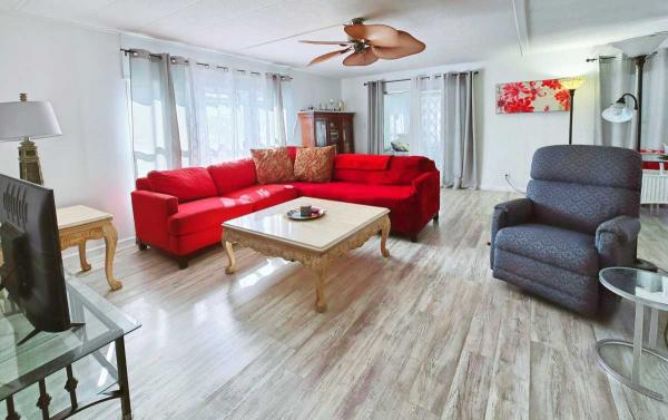 1977 Big, Beautiful Updated 2/2 pet friendly  Call Amanda today 941.706.6344  Mobile Home
