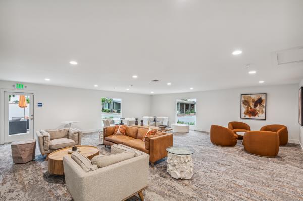 1970 Kaufman&Broad Mobile Home For Sale