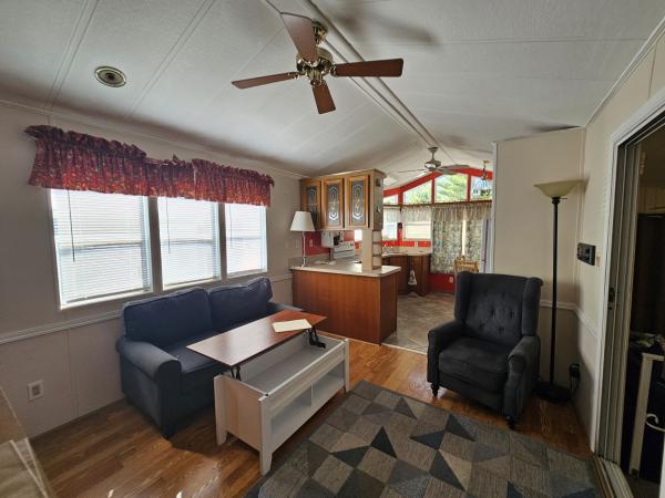 1992 Mobile Home