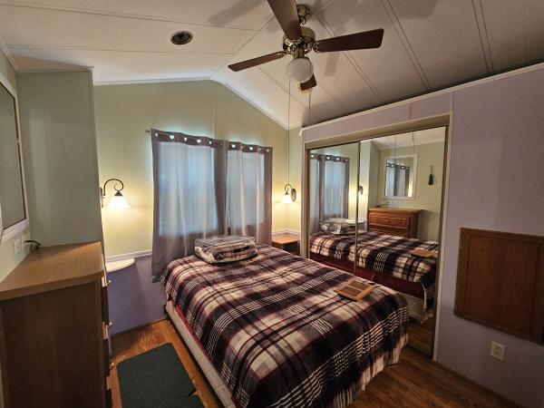1992 Mobile Home