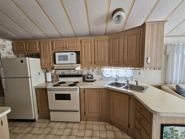 1990 Mobile Home