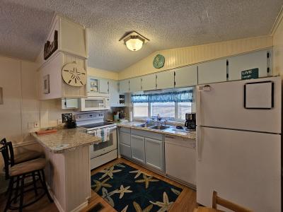Photo 5 of 15 of home located at 7125 Fruitville Rd 1144 Sarasota, FL 34240
