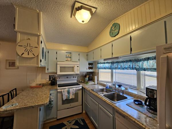 1987 Mobile Home