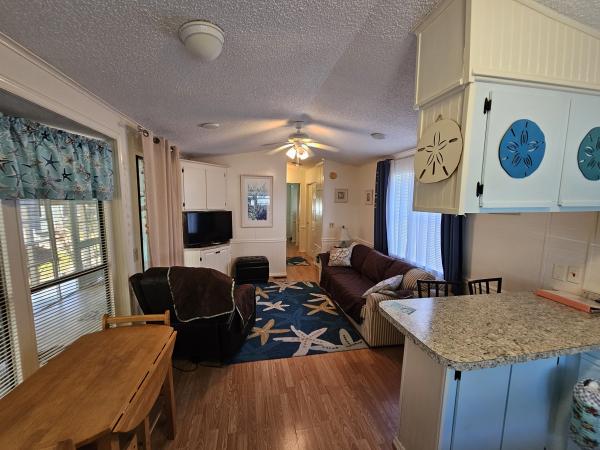 1987 Mobile Home