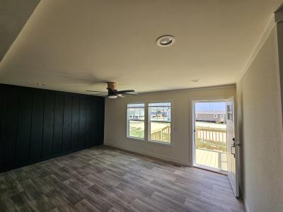 Photo 2 of 7 of home located at 364 Mill Run Avenue Kyle, TX 78640
