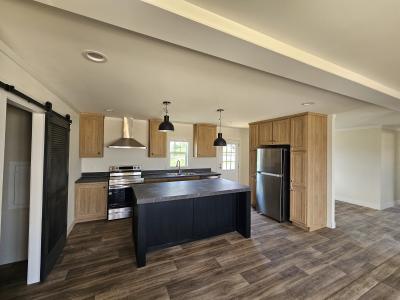 Photo 4 of 7 of home located at 364 Mill Run Avenue Kyle, TX 78640