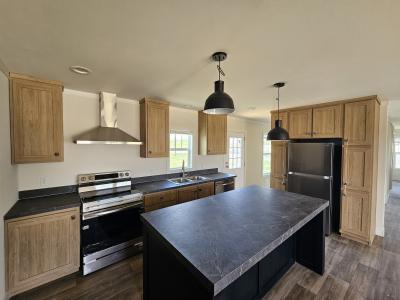 Photo 5 of 7 of home located at 364 Mill Run Avenue Kyle, TX 78640