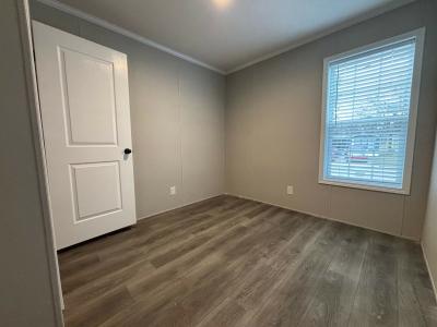 Photo 5 of 7 of home located at 245 Roxbury Park Goshen, IN 46526