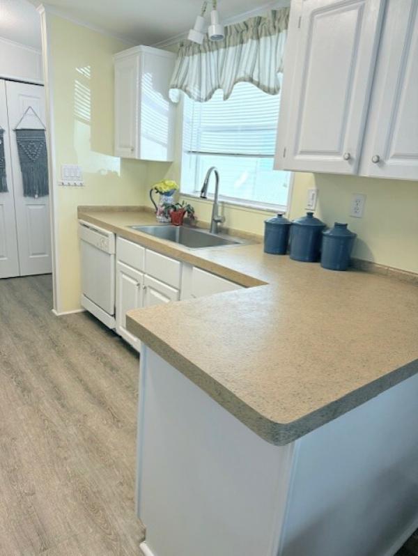 2000 Palm Harbor Mobile Home