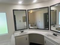 1985 GOLDEN WEST HM ab Mobile Home