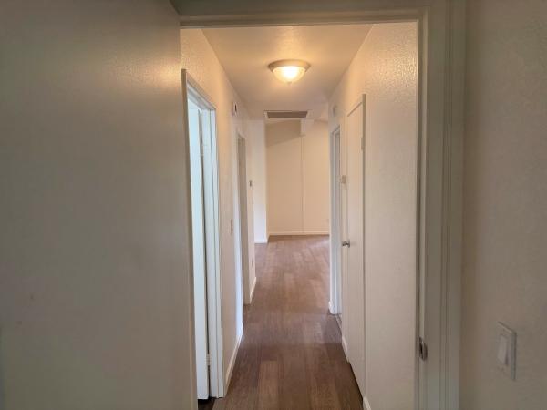 1985 GOLDEN WEST HM ab Mobile Home