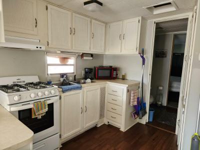 Photo 5 of 6 of home located at 7820 Wire Road 280 Zephyrhills, FL 33540