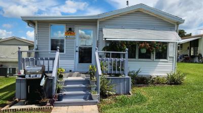 Photo 4 of 9 of home located at 7820 Wire Road 148 Zephyrhills, FL 33540