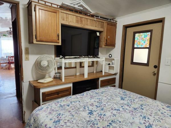 1987  Mobile Home For Sale