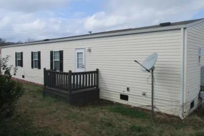Photo 1 of 13 of home located at 7450 Grandview Ridge Drive Charlotte, NC 28215