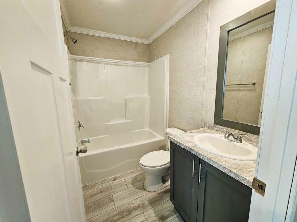 2025 Bayspring 864A  Home
