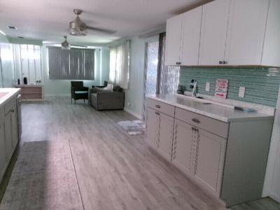 Photo 5 of 12 of home located at 7100 Ulmerton Rd Lot 250 Largo, FL 33771