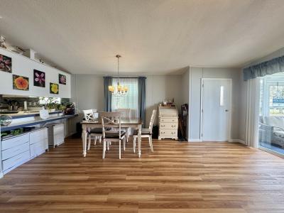 Photo 5 of 12 of home located at 1696 SE Joan Rollins Ave Crystal River, FL 34429